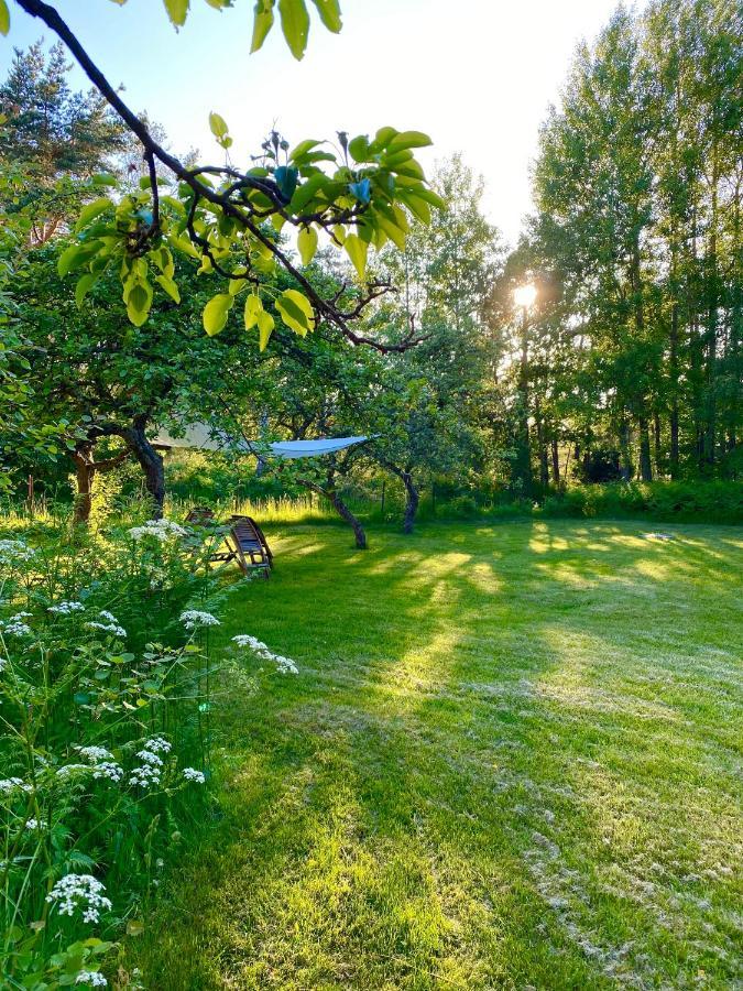 Pensionat Lilla Paradiset Hällevik Exteriör bild